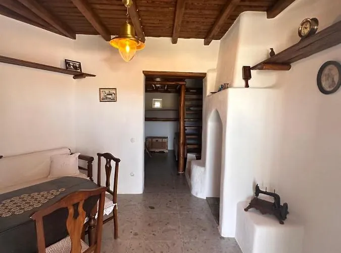 Rizes Mykonos - Folklore Farmstead * 阿诺梅拉