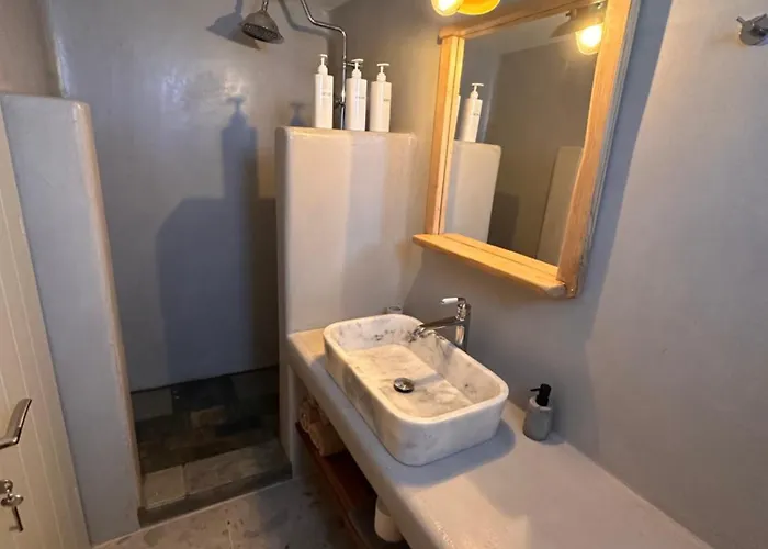 Rizes Mykonos - Folklore Farmstead 阿诺梅拉