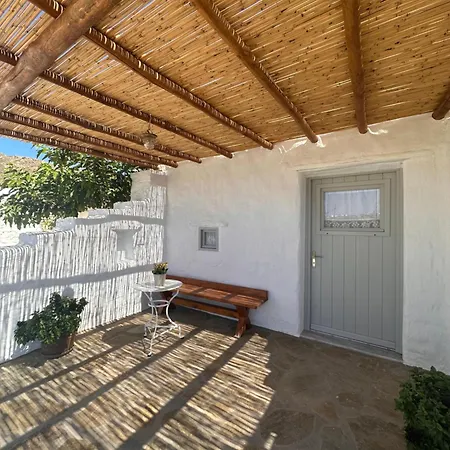 Rizes Mykonos - Folklore Farmstead Lantgård *